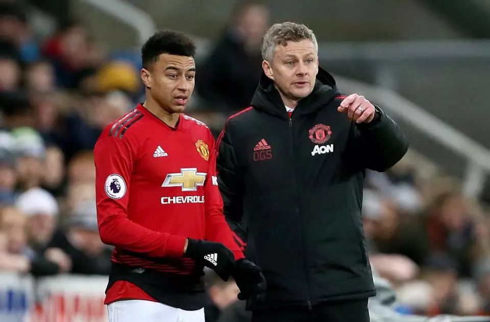 身水面附近 身水面附近